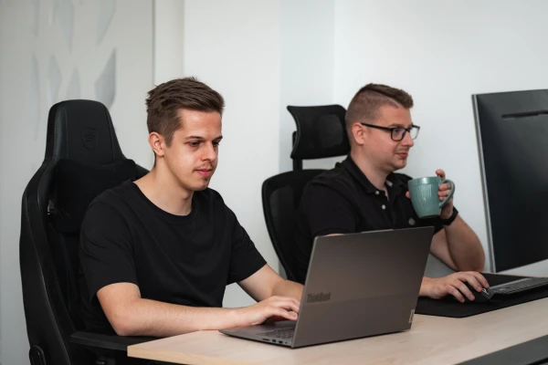 Miért fontos a fiatal csapat egy weboldal fejlesztésénél?